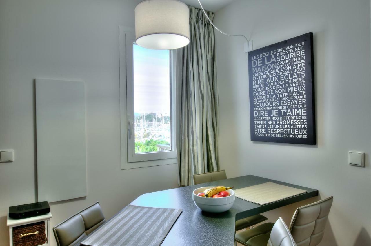 Penthouse Vue Mer Avec Rooftop,Jacuzzi,Et Parking Prive Antibes Exterior foto